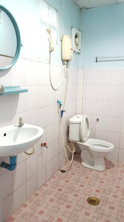 Montra Guesthouse Ranong Luaran gambar