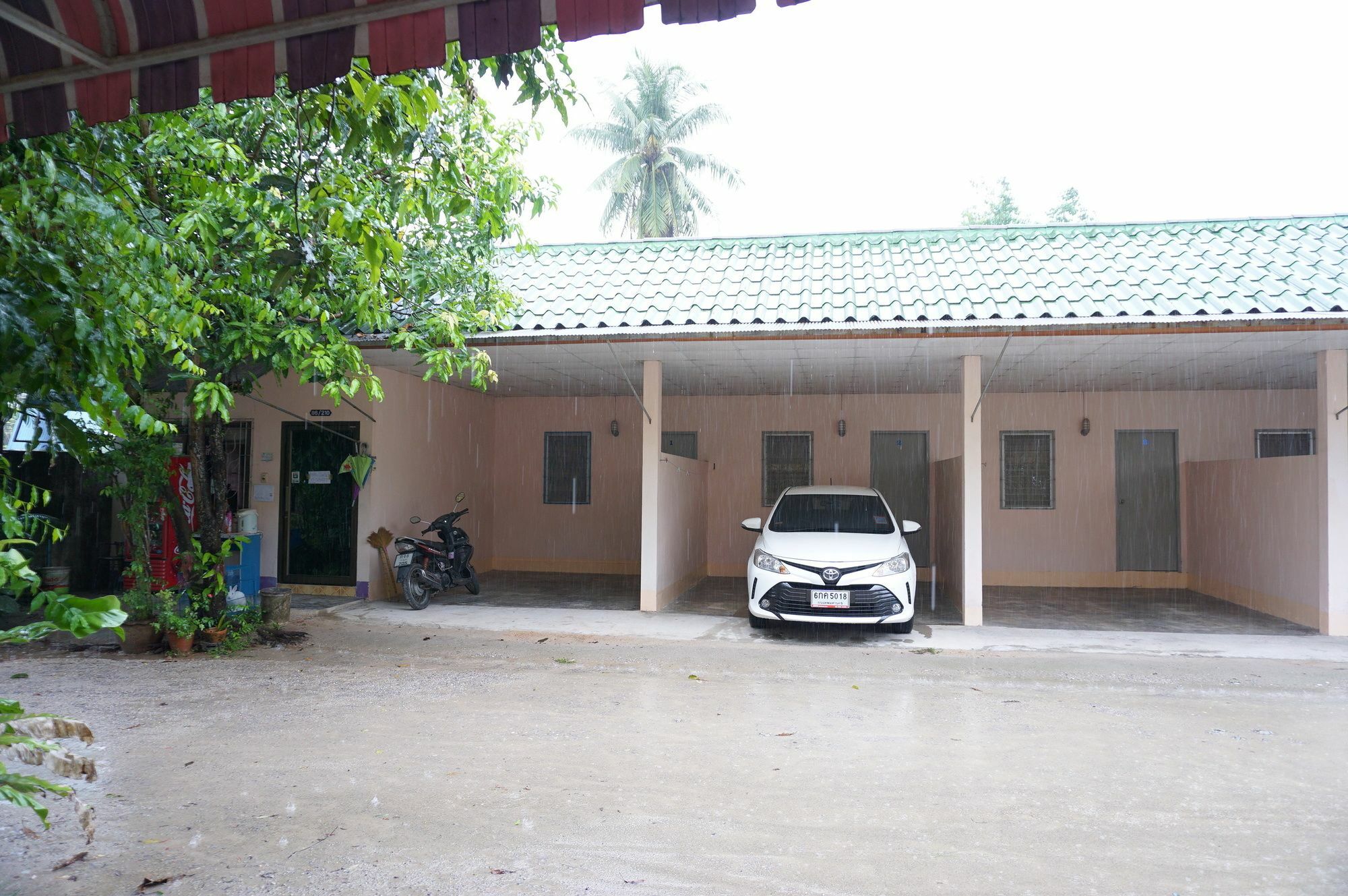Montra Guesthouse Ranong Luaran gambar